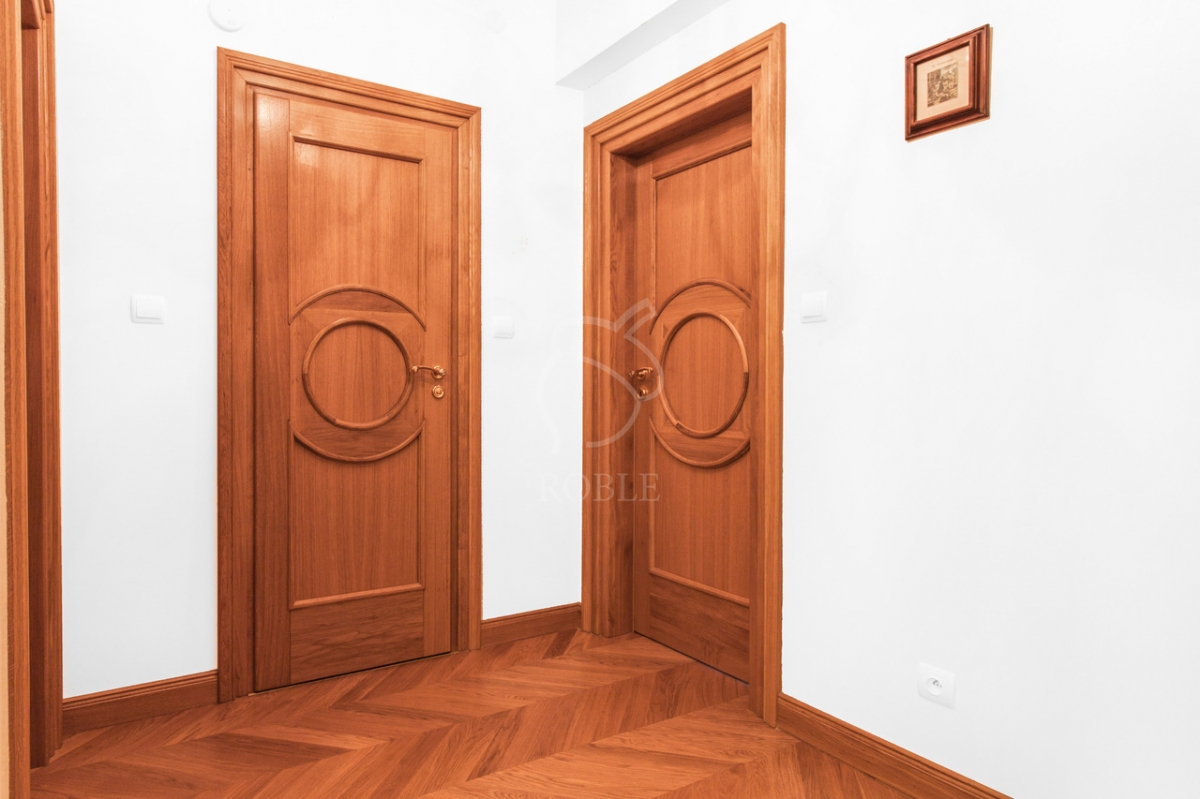 oak wood doors
